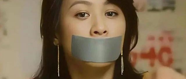 刘嘉玲彻底崩溃!33年前绑架真相遭曝光,与梁朝伟结婚17年无子真相大白!