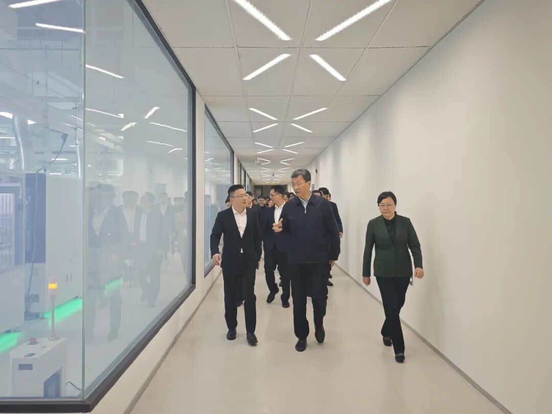 教育部部長懷進鵬調(diào)研晶泰科技