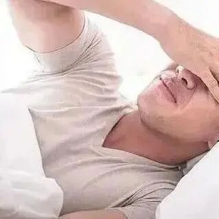 超牛的解酒利器！喝前吃2粒糖，白的红的啤酒随便喝，快速解酒，不呕吐、不头疼