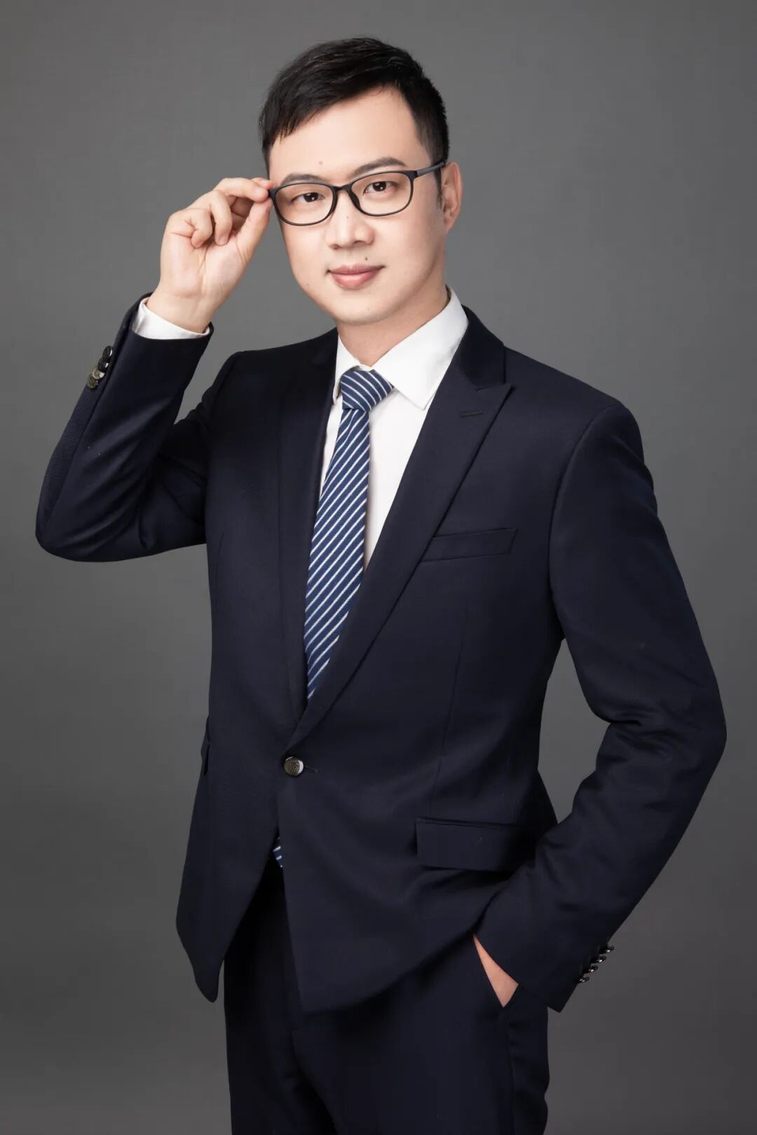 上财高研院张同斌助教授论文在经济学领域权威期刊jebo在线发表