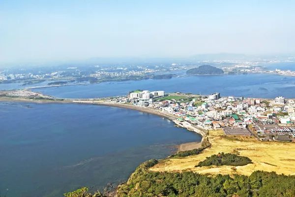 海岸地貌_海岸堆积地貌_海岸地貌有几种类型