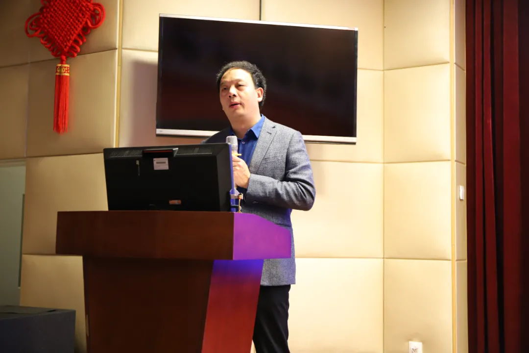 为基层名医量身定制的研修班,看懂、学会、能用一步到位! 为基层名医量身定制的研修班,看懂、学会、能用一步到位!
