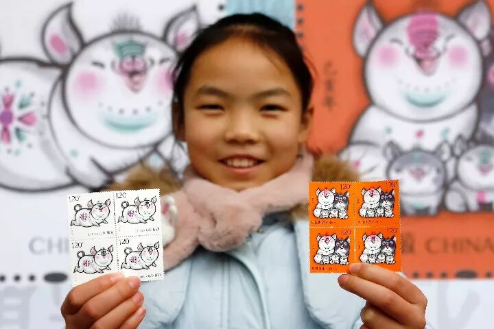 



《己亥年》生肖猪特种邮票，来了！
