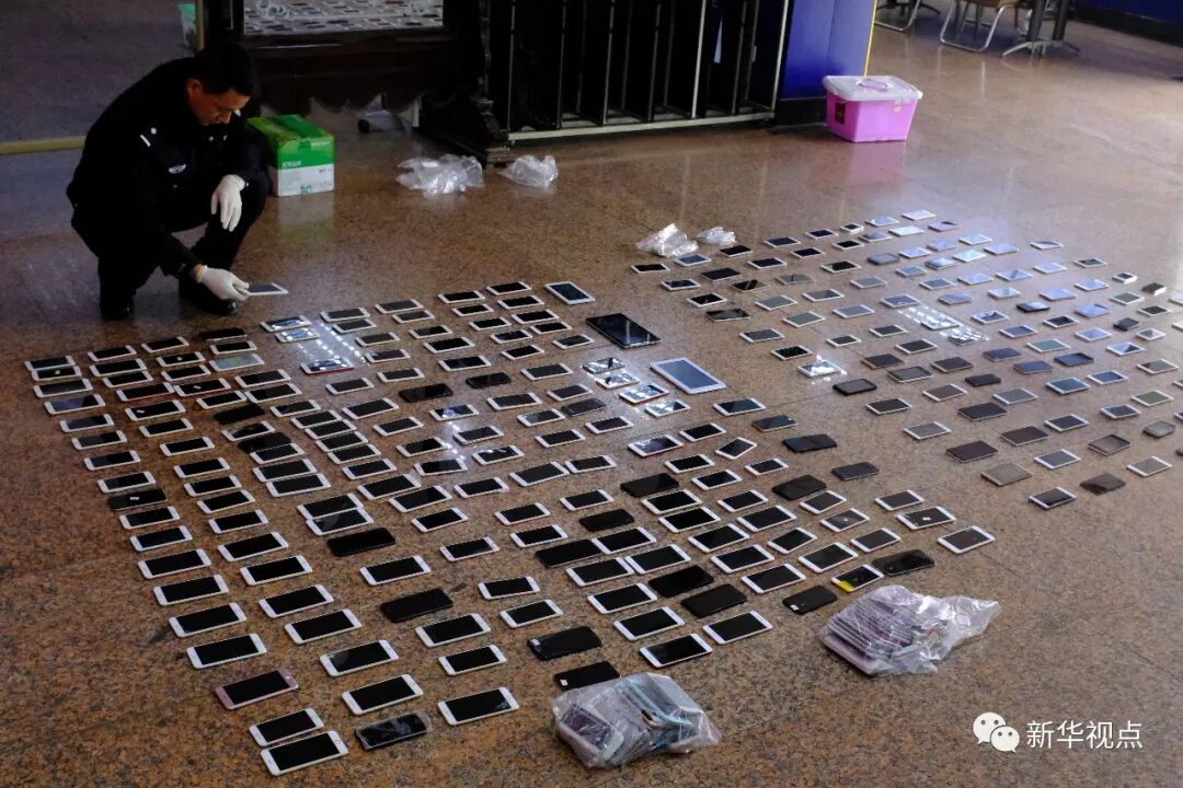 一辆公交车上有15个小偷？记者调查盗窃产业链