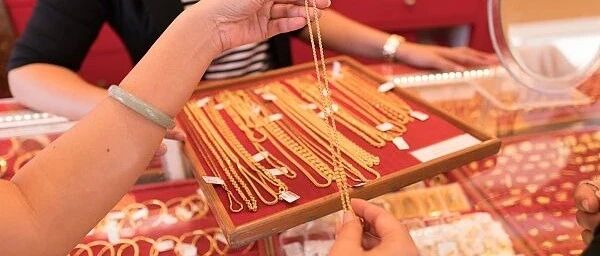 金银飙涨！中国大妈迎来高光时刻，就问你服不服？