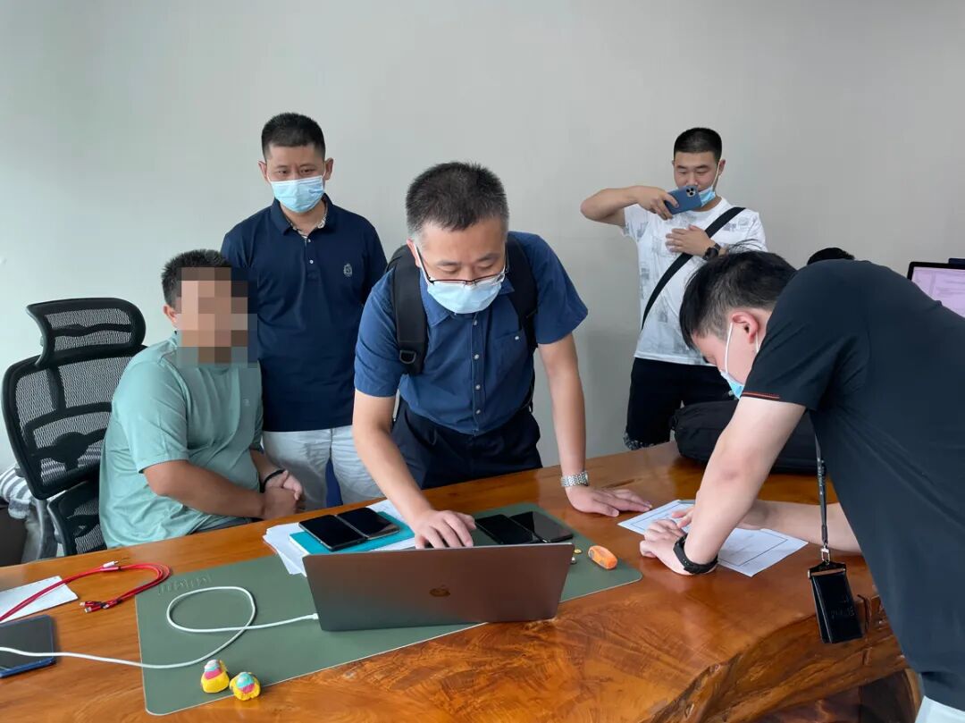 那些开卖的app被江苏疑犯捣毁！(图3)