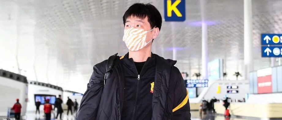 武汉队兵发广东，李霄鹏明日升帐点兵