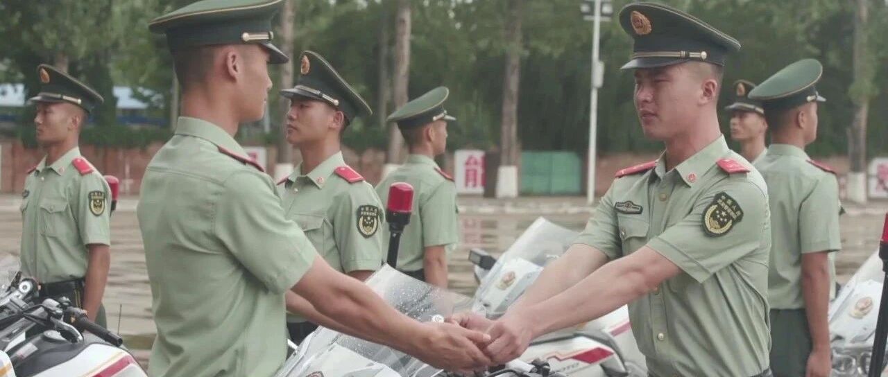 交接铁骑，国宾护卫队老兵瞬间哭成泪人……