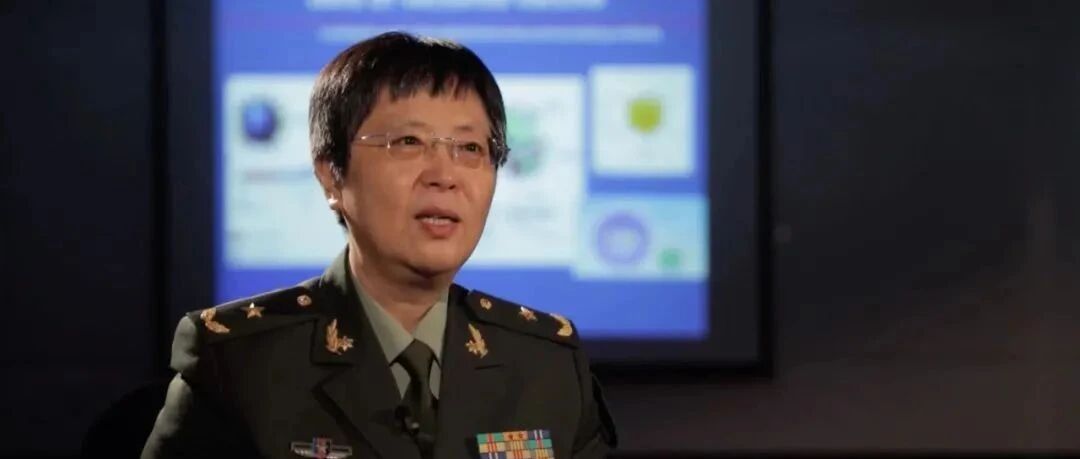 向“人民英雄”国家荣誉称号获得者陈薇致敬！