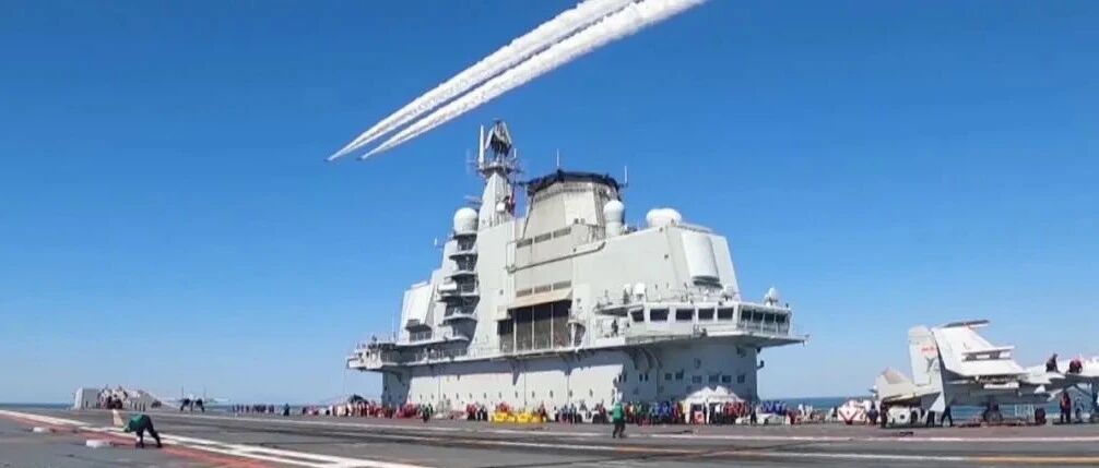 在辽宁舰上十二个时辰，都能看到点啥？