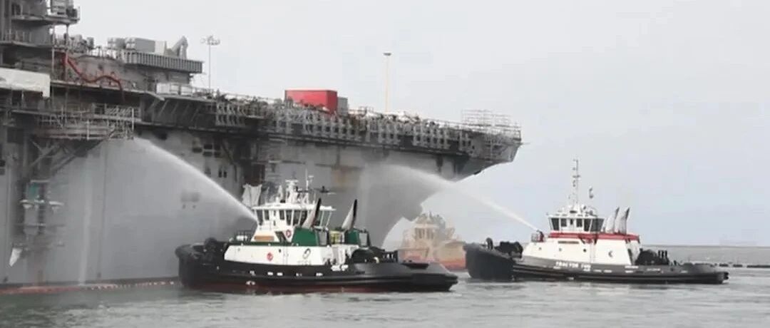 三天，火还在烧……美国这艘军舰会报废吗？