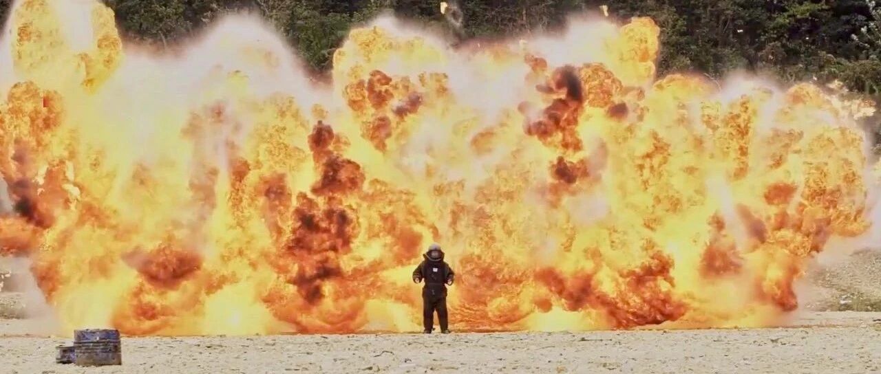 人称“军迷天花板”，他说这是他的“幸福感”……