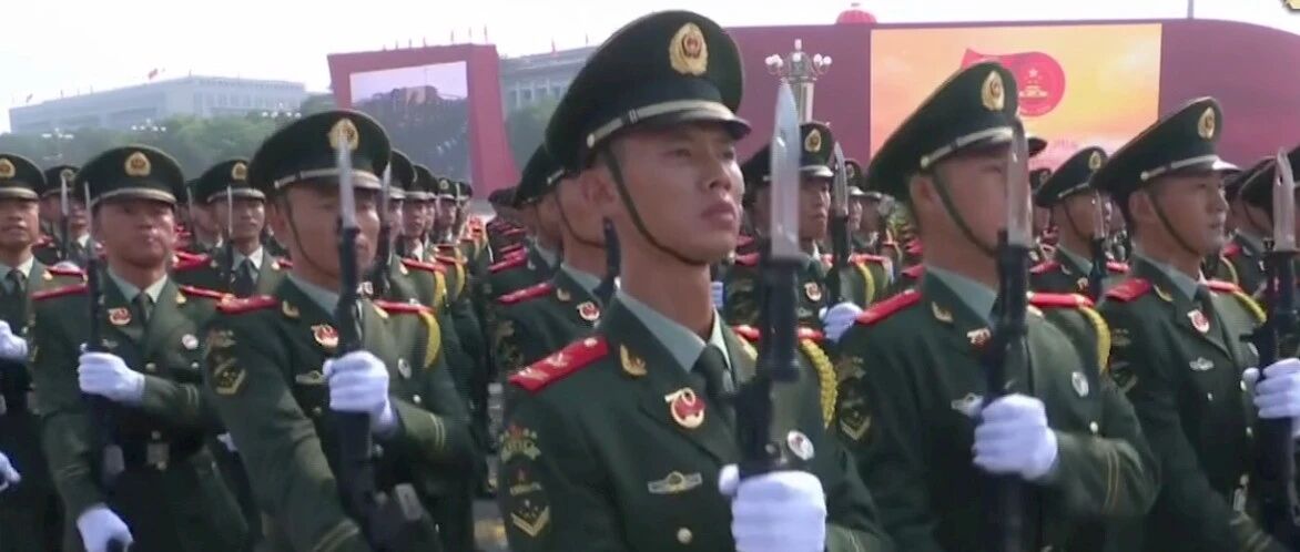 新修订的《武警法》最大变化在哪？《改革时刻》嘉宾现场划重点→