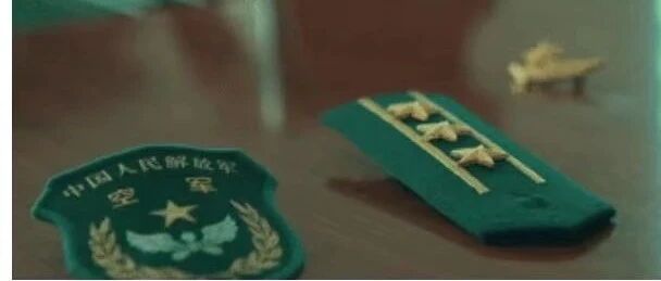 权威解读！军官服役、晋升、待遇……重要变化！