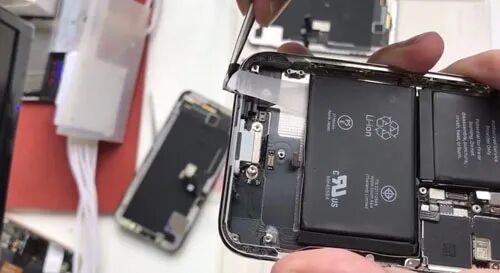 iphone为什么充不进电_iphone充电器充不进电_iphone充不进去电是怎么回事