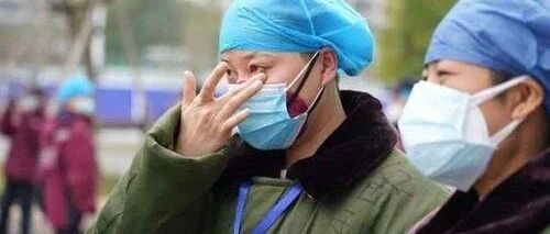 同样是被网友围攻，星巴克云淡风轻回应，广丰卫健委一本正经