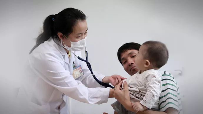 最痛心！当儿科医生都病倒了，中国人开始吞下医闹的苦果 - 1