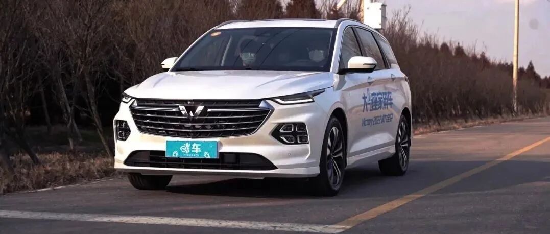 1.5T高功发动机/Ling OS加持 试驾五菱凯捷280T