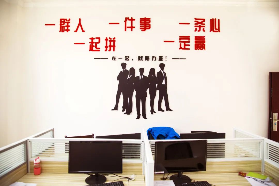 廣告海報(bào)印刷|好印來APP上線了！海報(bào)設(shè)計(jì)得真好看！
