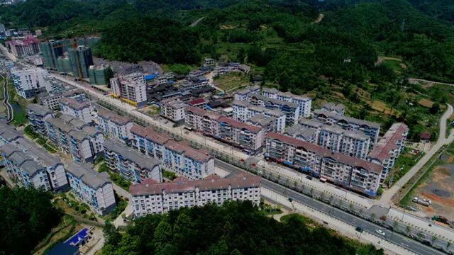 万山镇:小城镇建设让旧城焕发新活力