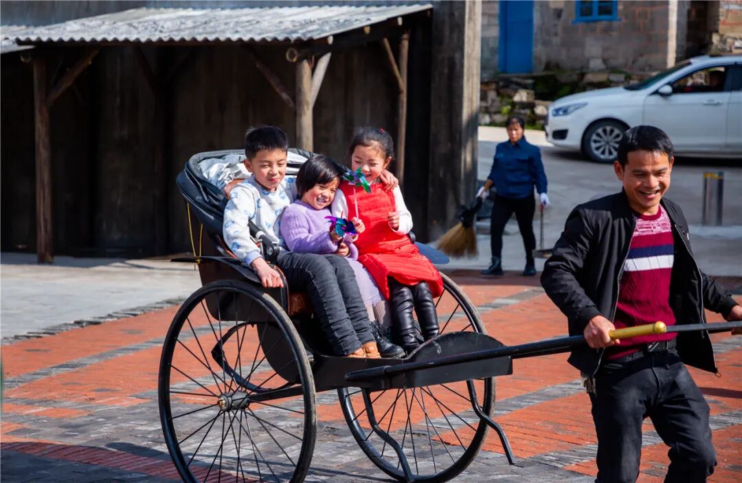 ���´��߻��㡿������ͭ����ɽ ���������˲�ͣ��