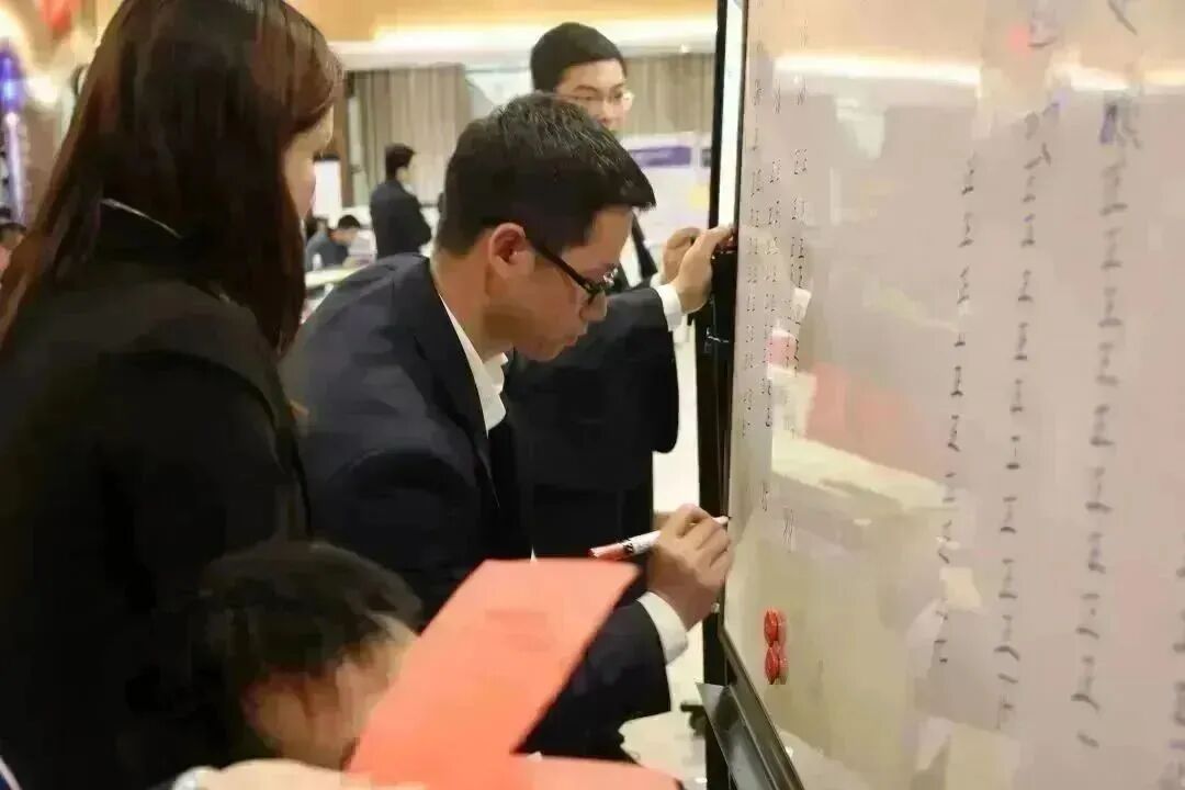 桂林南药工会委员会第三届职工代表大会暨工会会员代表大会顺利召开