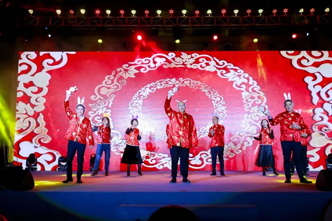 你就是光 | 桂林南藥年度頒獎(jiǎng)典禮暨2023年新春聯(lián)歡演唱會(huì)圓滿舉行