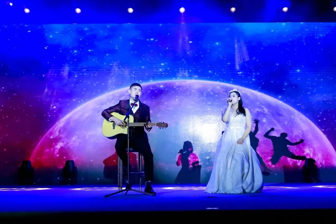 你就是光 | 桂林南藥年度頒獎(jiǎng)典禮暨2023年新春聯(lián)歡演唱會(huì)圓滿舉行