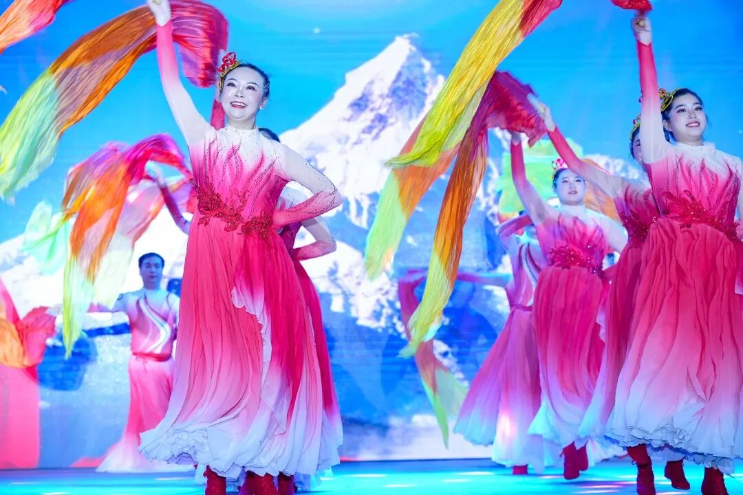 你就是光 | 桂林南藥年度頒獎(jiǎng)典禮暨2023年新春聯(lián)歡演唱會(huì)圓滿舉行