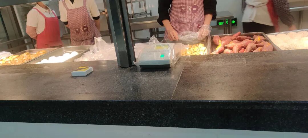 疫事當前，他們選擇把“小家”藏在心里