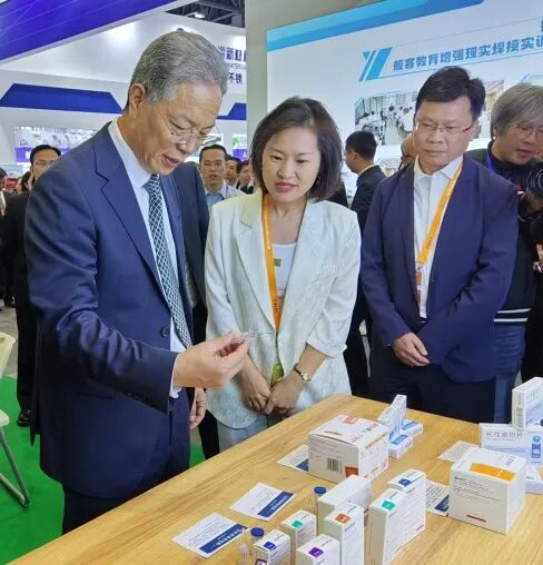 精彩亮相 | 桂林南药受邀参加广西第三届职业技能大赛与2024年海内外高端人才创新创业成果交流活动