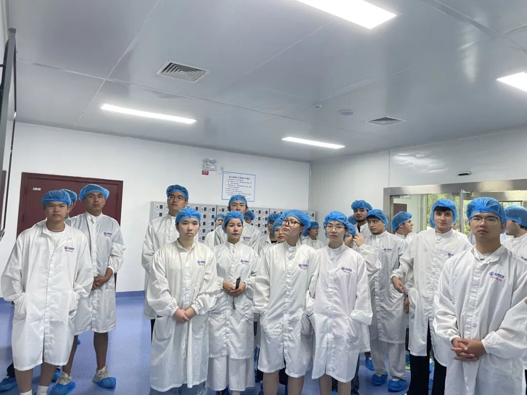 走進(jìn)“智慧藥企”，點燃青春夢想——桂林南藥開放日架起校企連心橋