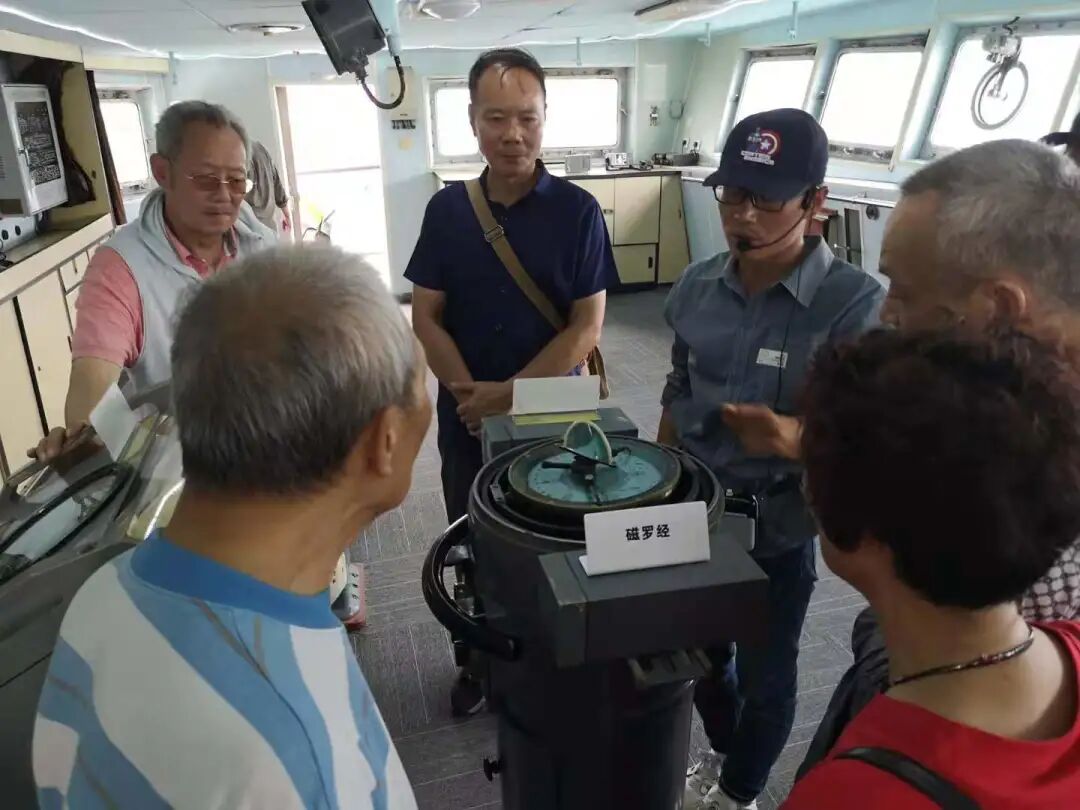 赓续红色血脉 践行初心使命 ——老西门街道退役军人服务站迎八一主题活动