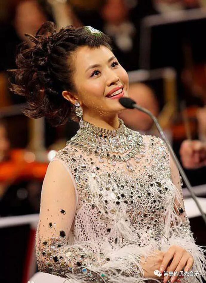 军营里飞来一只百灵_军营里飞来一只百灵是几级曲子_军营飞来一只百灵是什么难度的