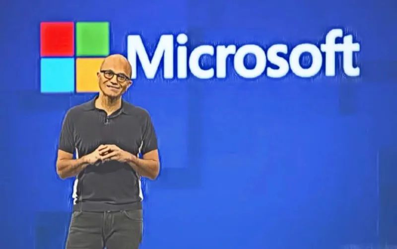 微软新“一号人物”，纳德拉未来的“云端”对决 | IIR