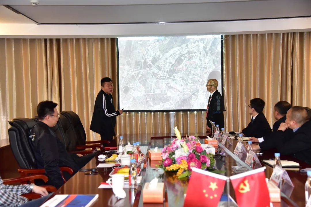 万达集团发展中心西北区总经理郑灵通一行莅临集团宁夏公司洽谈品牌合作事宜