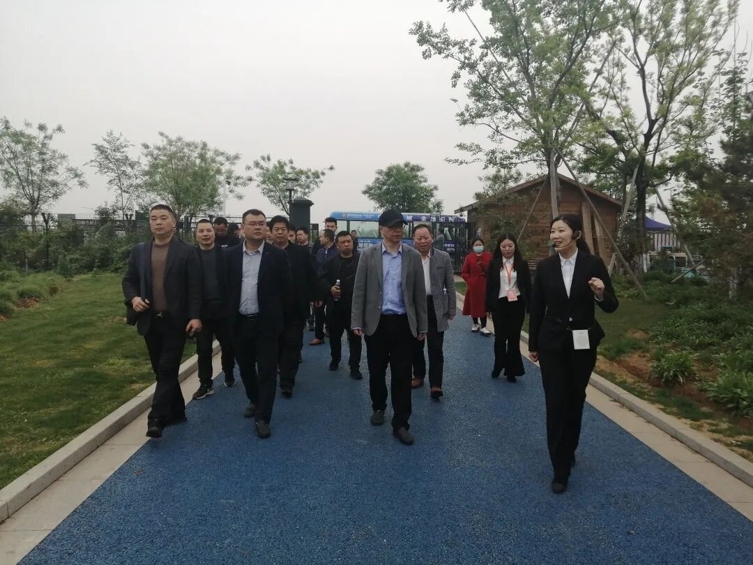 湖南湘潭商户赴集团邯郸项目进行入驻考察