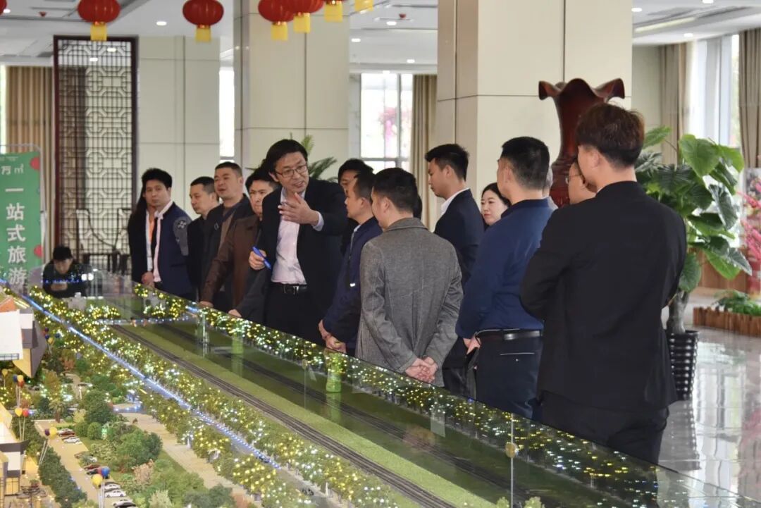 湖南湘潭商户赴集团邯郸项目进行入驻考察