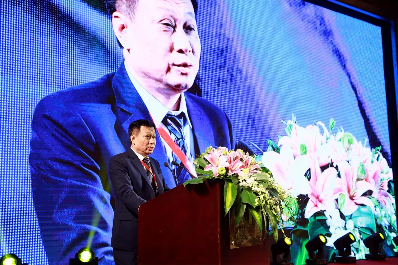 我会领导应邀出席深圳市揭阳商会第三届理、监事会就职庆典 我会领导应邀出席深圳市揭阳商会第三届理、监事会就职庆典