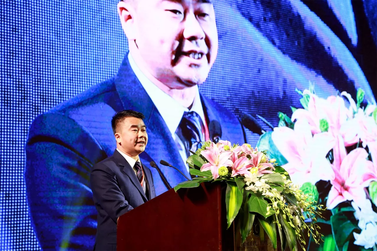 我会领导应邀出席深圳市揭阳商会第三届理、监事会就职庆典 我会领导应邀出席深圳市揭阳商会第三届理、监事会就职庆典