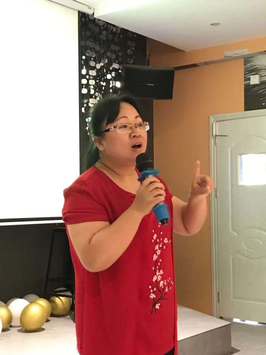 你相信一见钟情还是日久生情