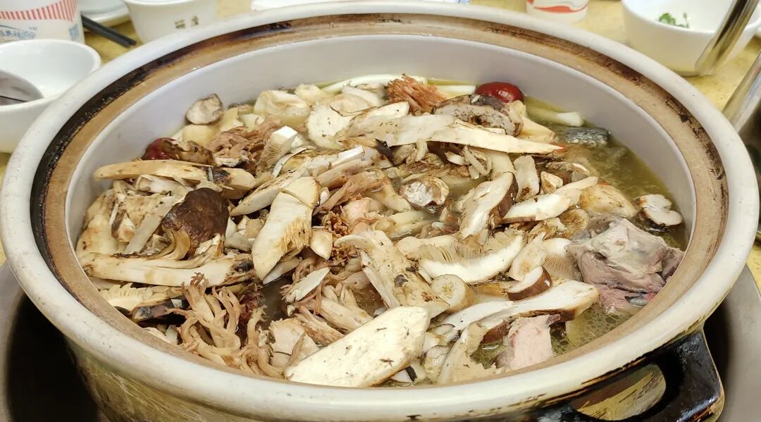就当是一场梦，醒来还是很感动