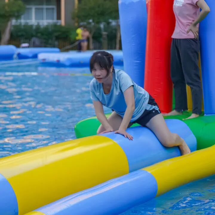 散是满天星，聚是一团火