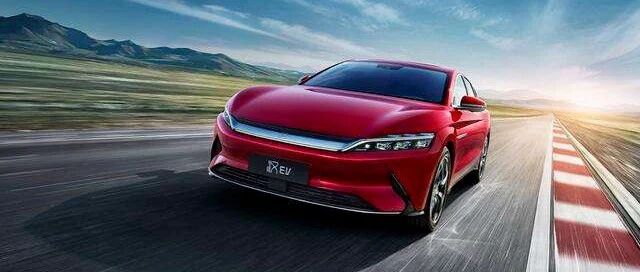 比亚迪发力燃油动力，只为稳住基本盘，还是决心两条腿走路？