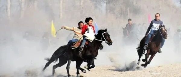 决胜全面建成小康社会丨天山脚下好风光