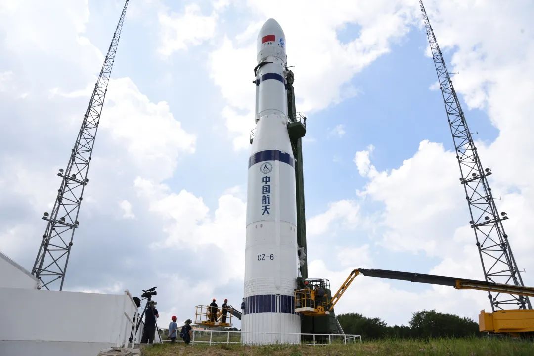 長征六號一箭16星發射圓滿成功