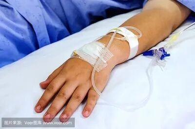 为什么要输液瓶上有棉棒【操作技术】静脉输液及输液反应的护理_https://www.jmylbn.com_新闻资讯_第4张