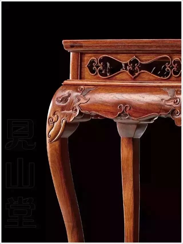 黄花梨：为何稳坐古典家具头把交椅？