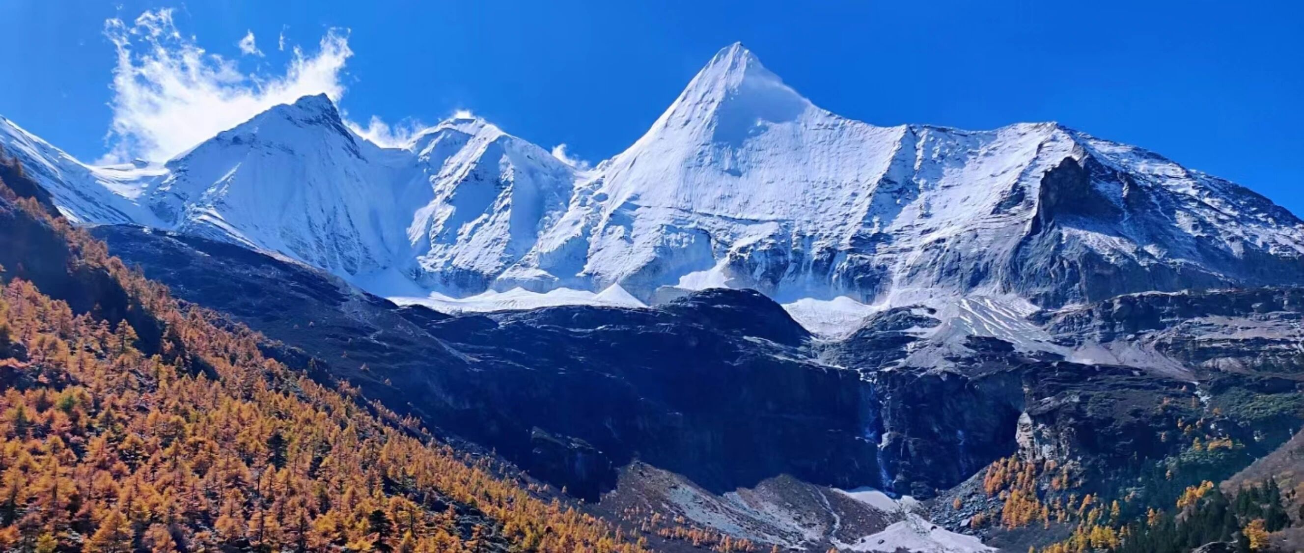 稻城亚丁景区最新防疫政策：可接待带星游客