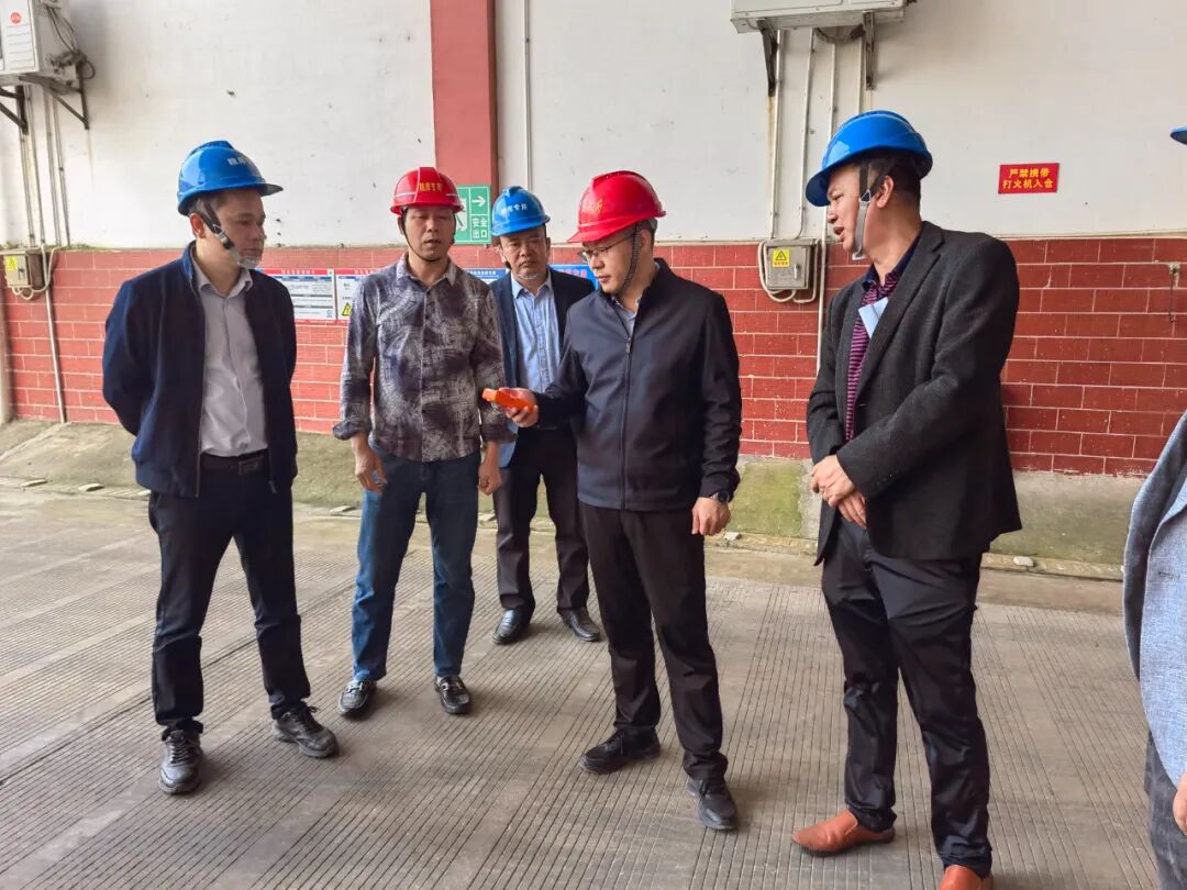 李广斌开展应急储备粮食安全和春耕播种工作调研